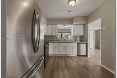 1432 NE 181st St, North Miami Beach, FL 33162 - Photo 7