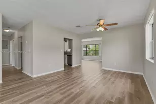 1432 NE 181st St, North Miami Beach, FL 33162 - Photo 17