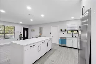 510 E Acre Dr, Plantation, FL 33317 - Photo 13