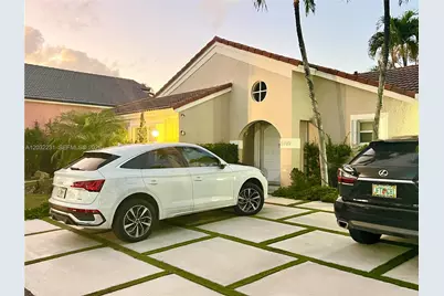 11769 SW 92nd Ln, Miami, FL 33186 - Photo 9