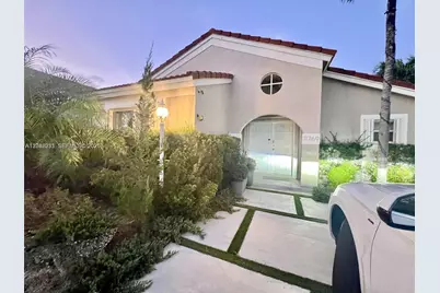 11769 SW 92nd Ln, Miami, FL 33186 - Photo 1