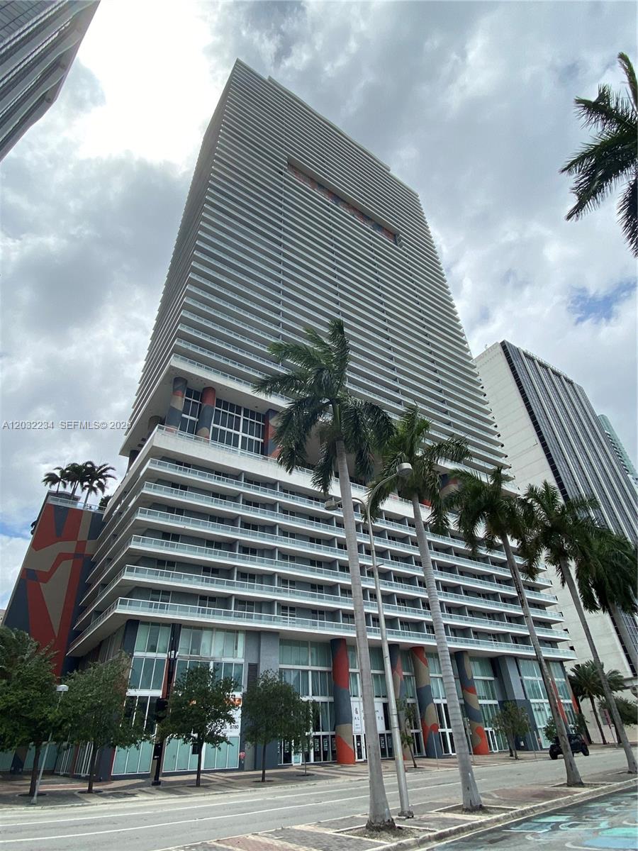 50 Biscayne Blvd #2902 - 50 Biscayne Blvd #2902, Miami, FL 33132 Luxury Property | Jose Angel Pina