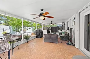 19291 NW 90th Ct, Hialeah, FL 33018 - Photo 27
