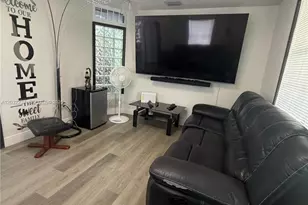 10415 NW 30th Ct, Miami, FL 33147 - Photo 13