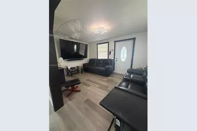 10415 NW 30th Ct, Miami, FL 33147 - Photo 15