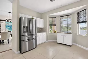 480 Cambridge Dr, Weston, FL 33326 - Photo 17