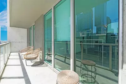 55 SE 6th St #1208, Miami, FL 33131 - Photo 23