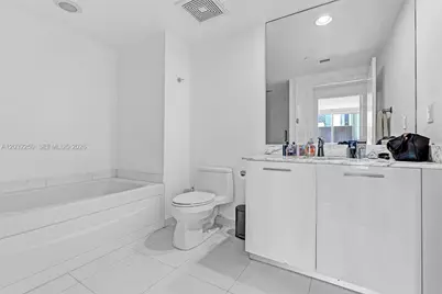 55 SE 6th St #1208, Miami, FL 33131 - Photo 23