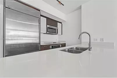 55 SE 6th St #1208, Miami, FL 33131 - Photo 15