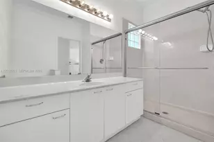 15961 NW 14th Rd, Pembroke Pines, FL 33028 - Photo 19