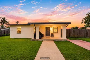 9840 SW 48th St, Miami, FL 33165 - Photo 1