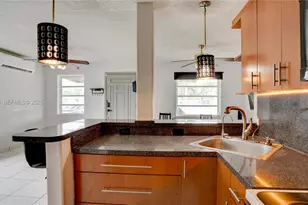 9840 SW 48th St, Miami, FL 33165 - Photo 19