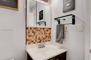 9840 SW 48th St, Miami, FL 33165 - Photo 25