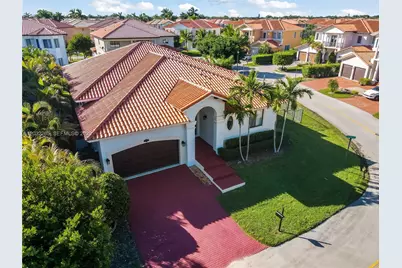 19434 SW 78th Ave, Cutler Bay, FL 33157 - Photo 3