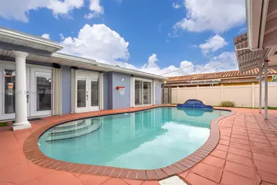 4820 W 2nd Ln, Hialeah, FL 33012 - Photo 35