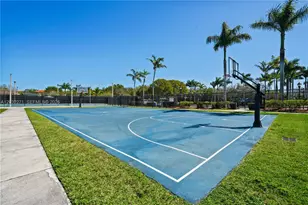7427 SW 189th St, Cutler Bay, FL 33157 - Photo 31