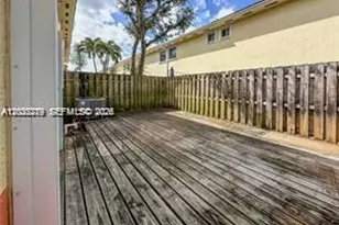 17866 NW 74th Ct, Hialeah, FL 33015 - Photo 45