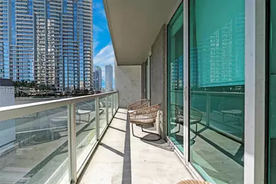 55 SE 6th St #1208, Miami, FL 33131 - Photo 23