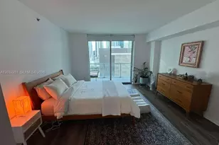 55 SE 6th St, Miami, FL 33131 - Photo 21