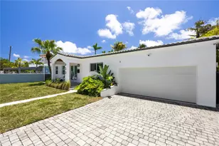 930 Stillwater Dr, Miami Beach, FL 33141 - Photo 11