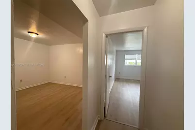 12215 W Dixie Hwy #306, North Miami, FL 33161 - Photo 13