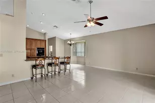 8269 NW 40th Ct, Coral Springs, FL 33065 - Photo 7