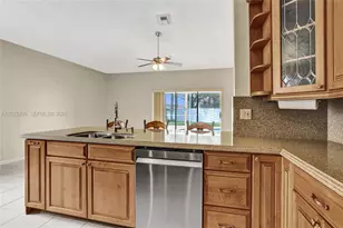 8269 NW 40th Ct, Coral Springs, FL 33065 - Photo 21