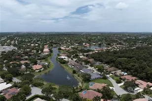 8269 NW 40th Ct, Coral Springs, FL 33065 - Photo 31