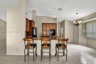 8269 NW 40th Ct, Coral Springs, FL 33065 - Photo 9
