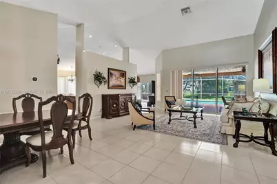 8269 NW 40th Ct, Coral Springs, FL 33065 - Photo 3
