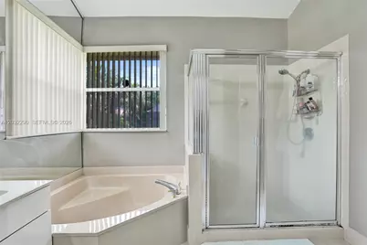 8269 NW 40th Ct, Coral Springs, FL 33065 - Photo 19