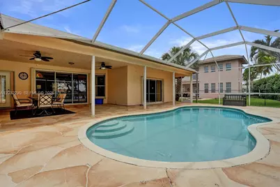 8269 NW 40th Ct, Coral Springs, FL 33065 - Photo 5