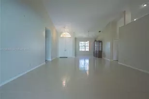8269 NW 40th Ct, Coral Springs, FL 33065 - Photo 5