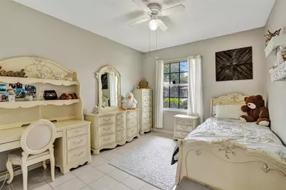8269 NW 40th Ct, Coral Springs, FL 33065 - Photo 23