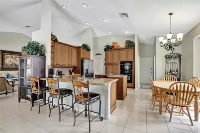 8269 NW 40th Ct, Coral Springs, FL 33065 - Photo 15