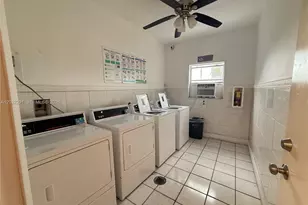 12215 W Dixie Hwy, North Miami, FL 33161 - Photo 13