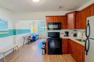 2740 Dewey St, Hollywood, FL 33020 - Photo 9