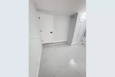 1096 NE 157th Ter, North Miami Beach, FL 33162 - Photo 15