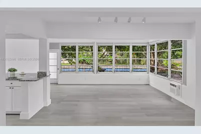 3940 NW 47th Ave, Lauderdale Lakes, FL 33319 - Photo 19