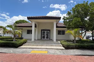 8802 NW 109th Ct, Doral, FL 33178 - Photo 3