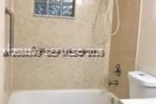 8802 NW 109th Ct, Doral, FL 33178 - Photo 17