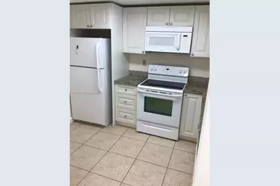 10975 SW 107th St #302, Miami, FL 33176 - Photo 3