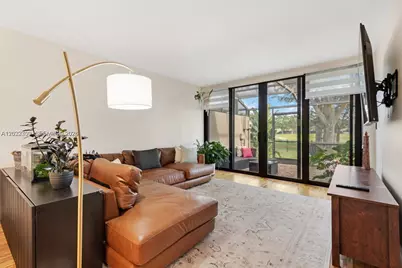 1411 W Fairway Rd #Villa, Pembroke Pines, FL 33026 - Photo 9