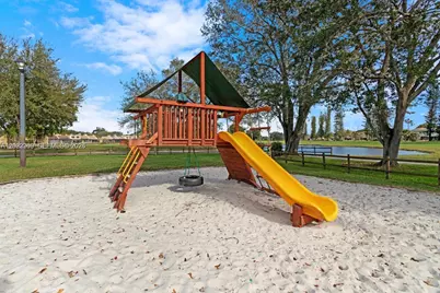 1411 W Fairway Rd #Villa, Pembroke Pines, FL 33026 - Photo 39