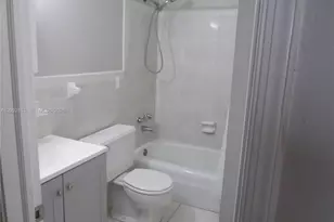 2250 NE 66th St, Fort Lauderdale, FL 33308 - Photo 11