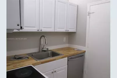 2250 NE 66th St #1521, Fort Lauderdale, FL 33308 - Photo 3
