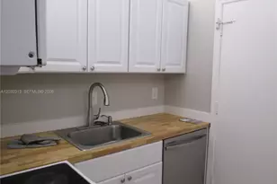 2250 NE 66th St, Fort Lauderdale, FL 33308 - Photo 3