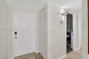1911 Sabal Palm Dr, Davie, FL 33324 - Photo 9
