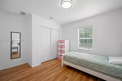 21830 NW 2nd Ct, Pembroke Pines, FL 33029 - Photo 23