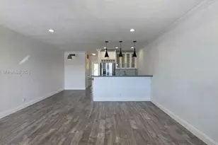 2170 NE 51st Ct, Fort Lauderdale, FL 33308 - Photo 3
